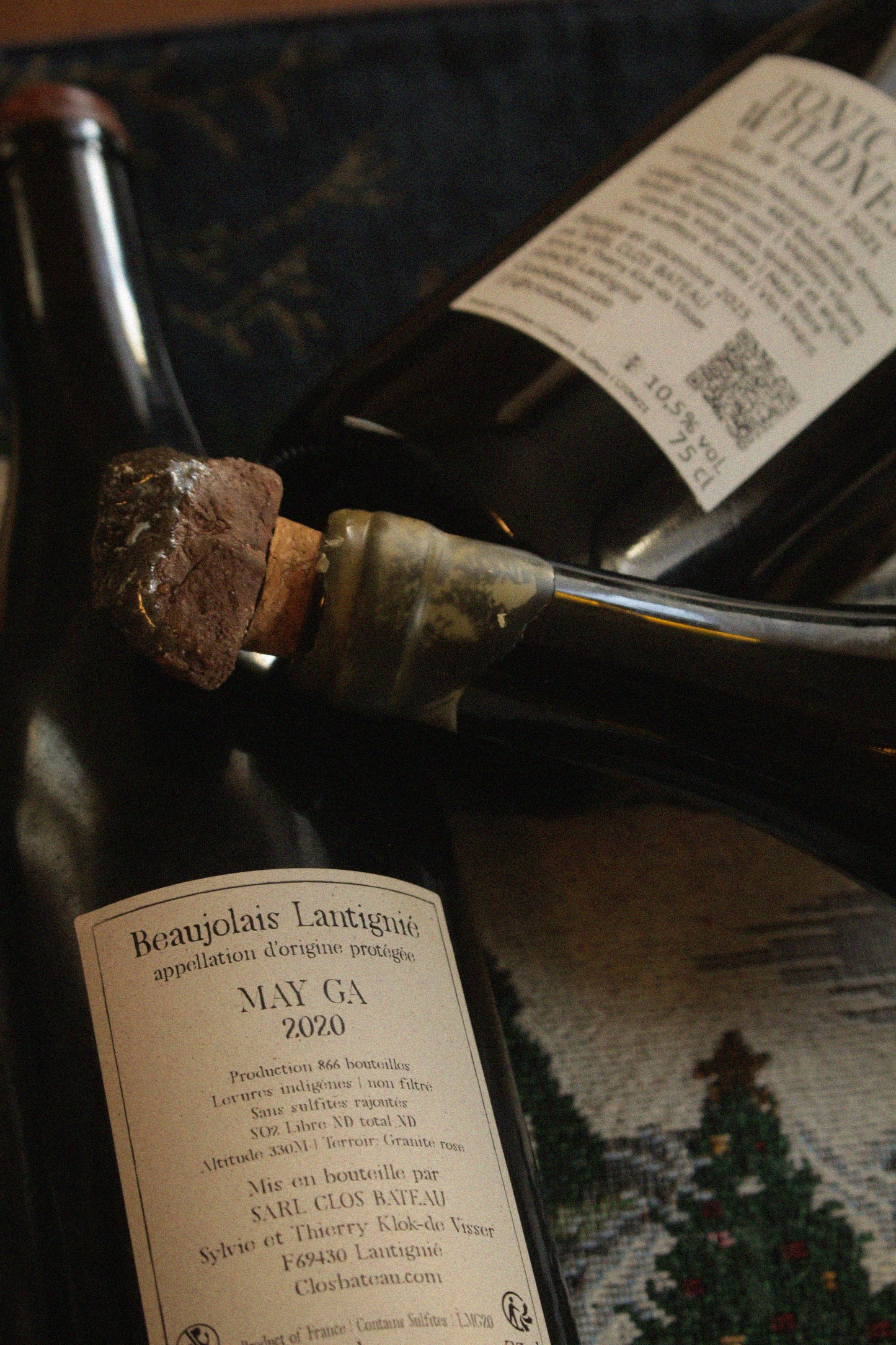 // Make it a Clos Bateau Christmas BOX //